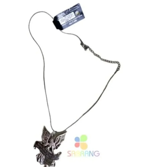 NWT Guardian Angel Silverplated Charm Pendant with 16" Branded Chain Necklace - Picture 3 of 10